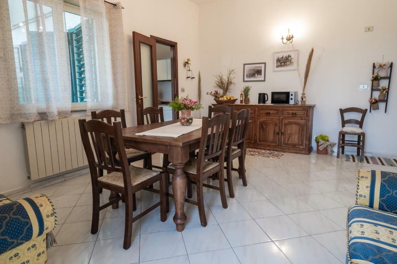 Casa Rosario Apartment Riposto Bagian luar foto