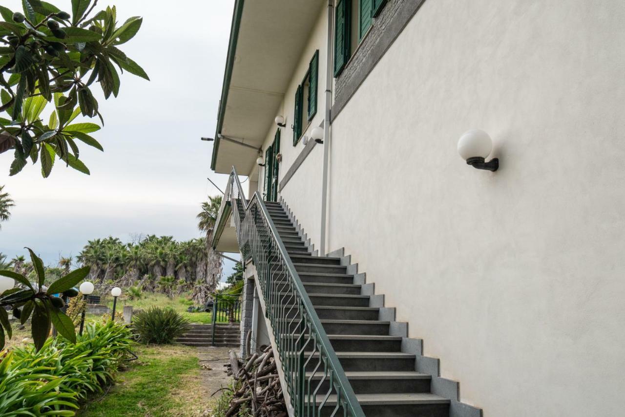 Casa Rosario Apartment Riposto Bagian luar foto